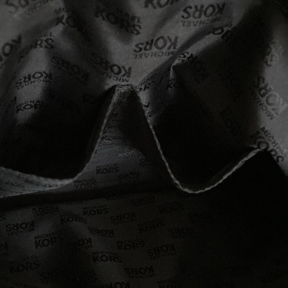 Michael Kors Chain Shoulder Handbag - Picture 12 of 16